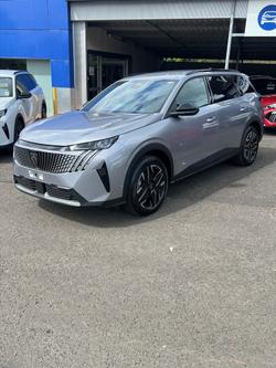 2025 Peugeot 5008 Allure e-DCS Hybrid