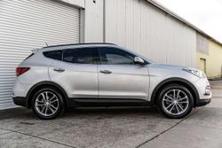 2017 Hyundai Santa Fe Highlander