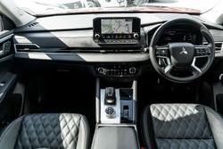 2024 Mitsubishi Outlander Exceed