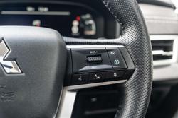 2024 Mitsubishi Outlander Exceed