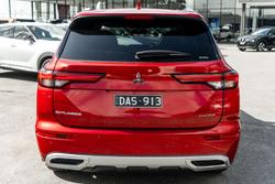 2024 Mitsubishi Outlander Exceed