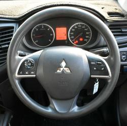 2016 Mitsubishi Triton GLX