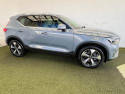 2022 Volvo XC40 Ultimate B4 Bright