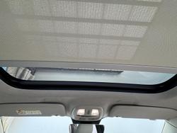 2022 Volvo XC40 Ultimate B4 Bright