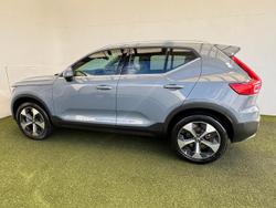 2022 Volvo XC40 Ultimate B4 Bright