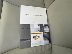 2022 Volvo XC40 Ultimate B4 Bright