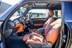 2023 MINI Hatch John Cooper Works Classic