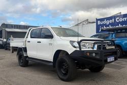 2019 Toyota Hilux SR