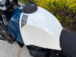 2022 Royal Enfield HIMALAYAN MID E5 Blue