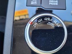 2026 Nissan Navara ST-X