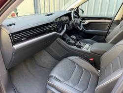 2022 Volkswagen Touareg 210TDI Elegance CR MY22 Four Wheel Drive Malbec Red