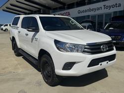 2017 Toyota Hilux SR