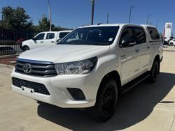 2017 Toyota Hilux SR