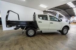 2017 Mitsubishi Triton GLX