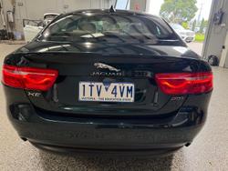 2016 Jaguar XE 20t Prestige X760 MY16 British Racing Green