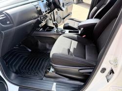 2020 Toyota Hilux SR GUN126R 4X4 Dual Range Glacier White