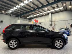 2012 Volvo XC60 T5 MY12 Black Sapphire