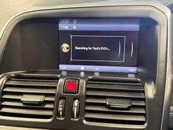 2012 Volvo XC60 T5 MY12 Black Sapphire