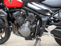 2025 Triumph TRIDENT 660 BLACK