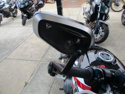 2025 Triumph TRIDENT 660 BLACK