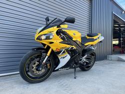 2006 Yamaha YZF-R1 R1 Yellow