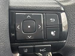 2022 Toyota Hilux SR