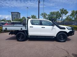 2022 Toyota Hilux SR