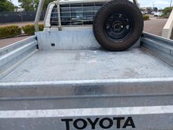 2022 Toyota Hilux SR