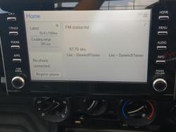 2022 Toyota Hilux SR