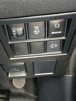 2022 Toyota Hilux SR