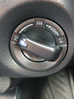 2022 Toyota Hilux SR