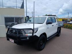 2022 Toyota Hilux SR