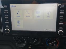 2022 Toyota Hilux SR