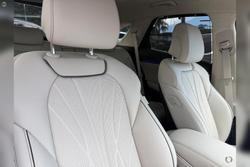 2025 Genesis GV70 2.5T SIGNATURE