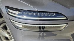 2025 Genesis GV70 2.5T SIGNATURE