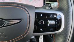 2025 Genesis GV70 2.5T SIGNATURE SPORT