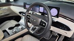 2025 Genesis GV70 2.5T SIGNATURE SPORT