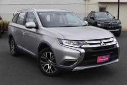 2018 Mitsubishi Outlander ES ADAS