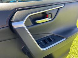 2020 Toyota RAV4 Edge