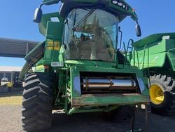 John Deere S670