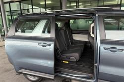 2022 Kia Carnival S