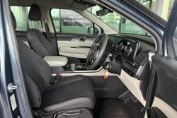 2022 Kia Carnival S