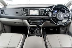 2016 Kia Carnival SLi