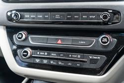 2016 Kia Carnival SLi