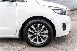 2016 Kia Carnival SLi