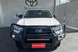 2022 Toyota Hilux SR