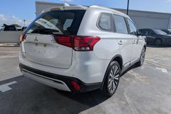 2018 Mitsubishi Outlander ES ADAS