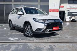 2018 Mitsubishi Outlander ES ADAS