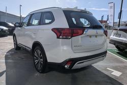 2018 Mitsubishi Outlander ES ADAS
