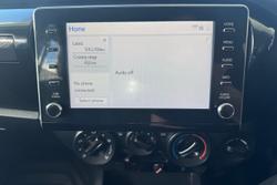 2022 Toyota Hilux SR